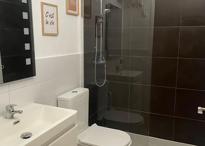 Maison L&s Tenerife * طوستا ديل سيلونثيو